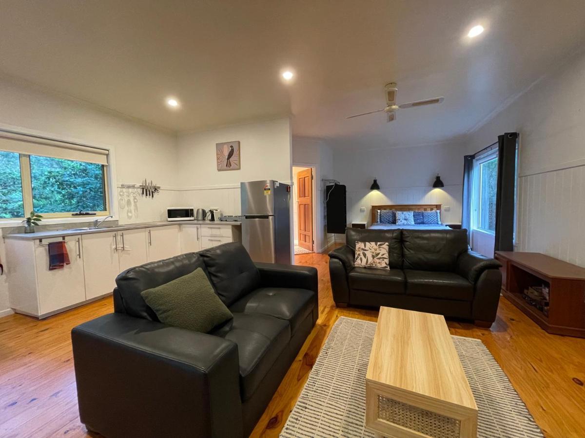 Tindoona Cottages Foster Εξωτερικό φωτογραφία