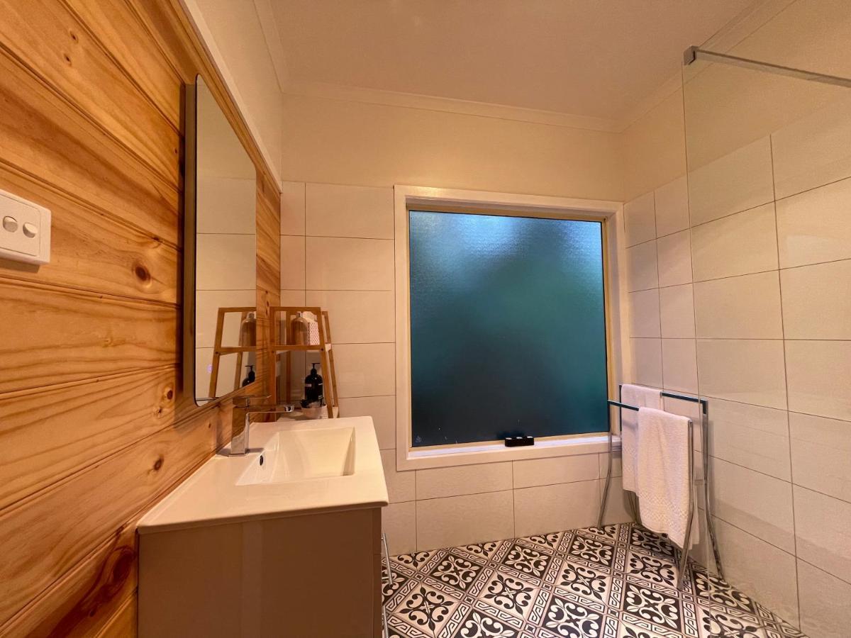 Tindoona Cottages Foster Εξωτερικό φωτογραφία